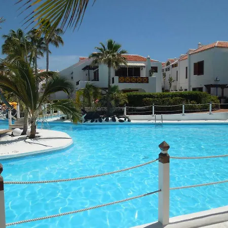 Ground Floor No 5 With Fantastic Heated Pool Close To The Sea, Gardensite Apartment *
