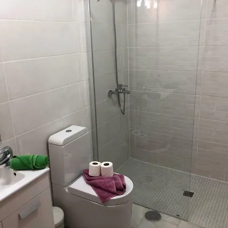 Apartment Ground Floor No 5 With Fantastic Heated Pool Close To The Sea, Gardensite Arona (Tenerife)